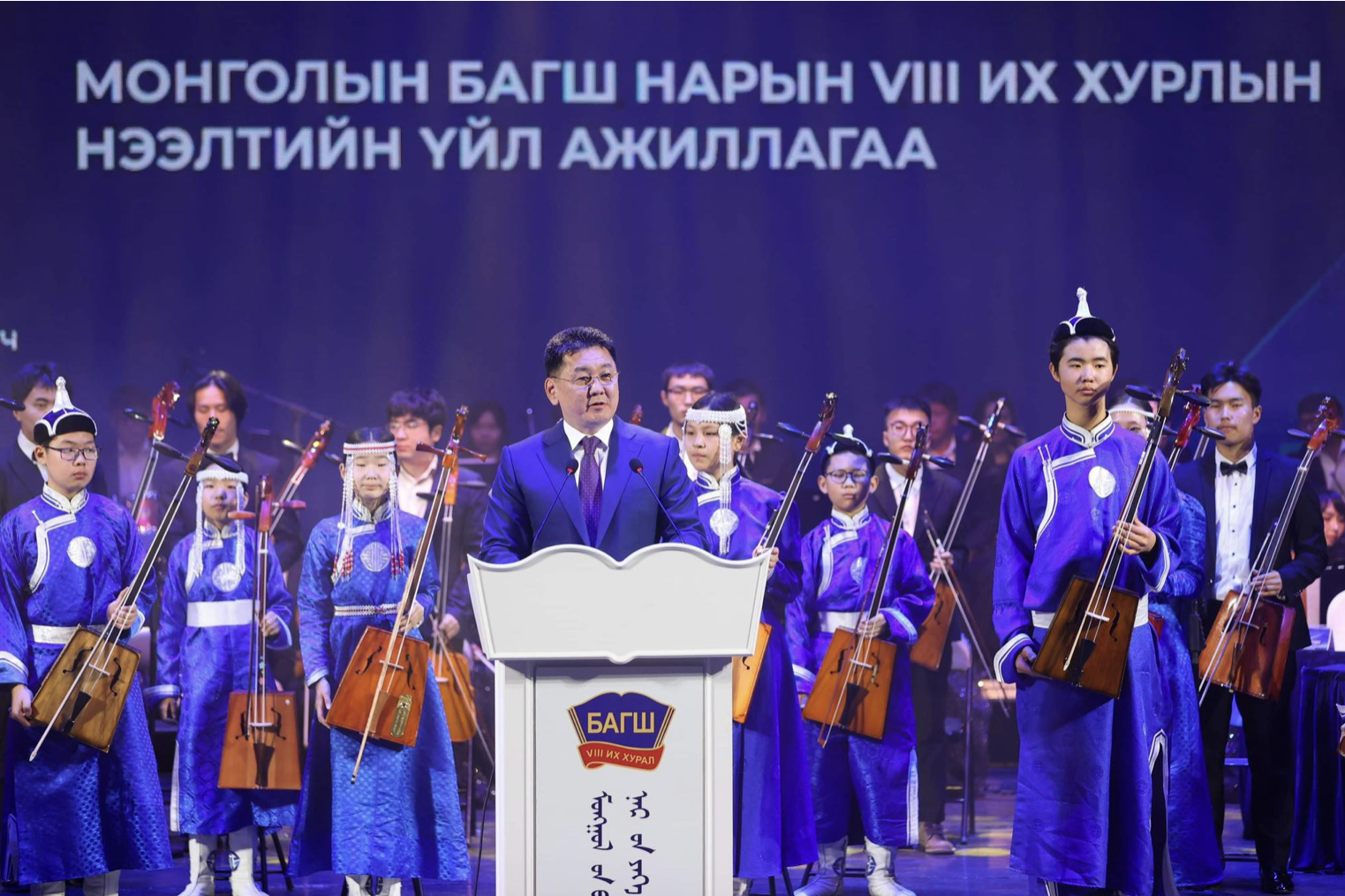 Монгол Улсын Ерөнхийлөгч У.Хүрэлсүх: Сургалтын чанар, хот, хөдөөгийн боловсролын чанарын ялгаа, багш нарын нийгмийн асуудалд анхаарал хандуулах шаардлагатай