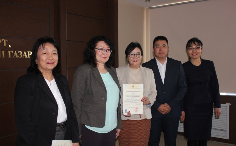 Сүхбаатар дүүргийн ЭМТ-ийн нэгдсэн лаборатори чанарын стандартын гэрчилгээ авлаа