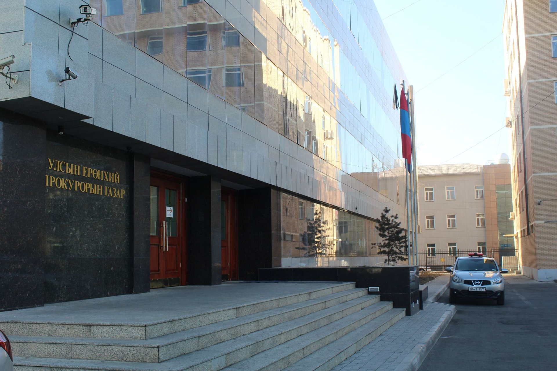 Салхитын мөнгөний ордын хэрэгт зургаан шүүгчийг яллах санал хүргүүллээ