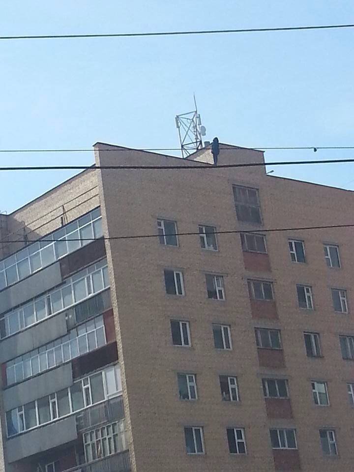 Согтсон үедээ амиа хорлох гэж байсан эмэгтэйг аварчээ