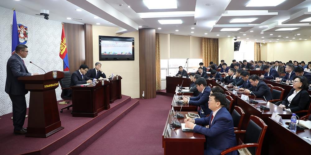 Хотын захирагч “Зүүн баян рефайнери” ХХК-ийн үйл ажиллагааг зогсоолоо