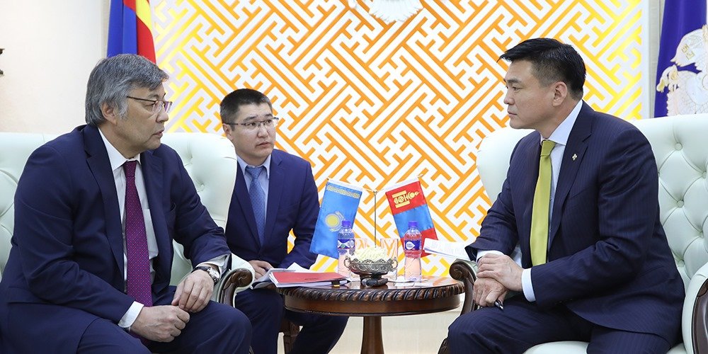 Хотын Захирагч С.Амарсайхан Элчин сайд К.Кобландинтай уулзлаа