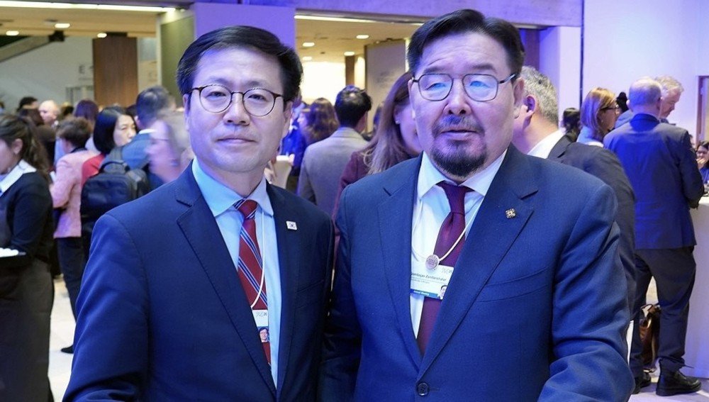 Ерөнхий сайд Г.Занданшатар БНСУ-ын Худалдааны сайд Ё Хан Гү нар уулзлаа