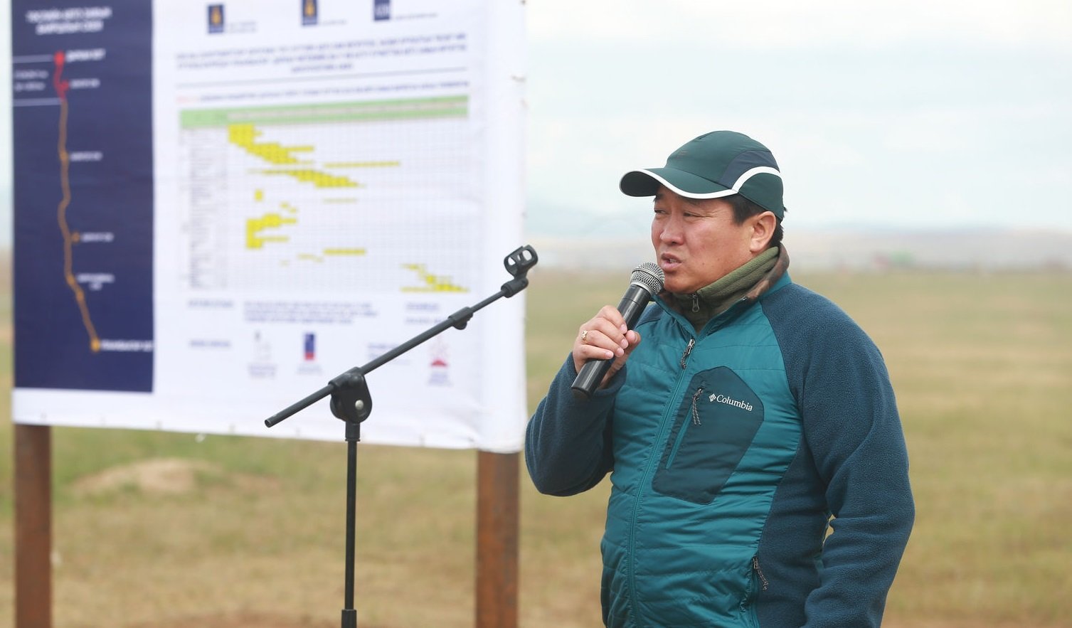 Б.Энх-Амгалан: Улаанбаатар-Дарханы зам засварын ажил гүйцэтгэгчид үүргээ биелүүлэхгүй бол гэрээг цуцална