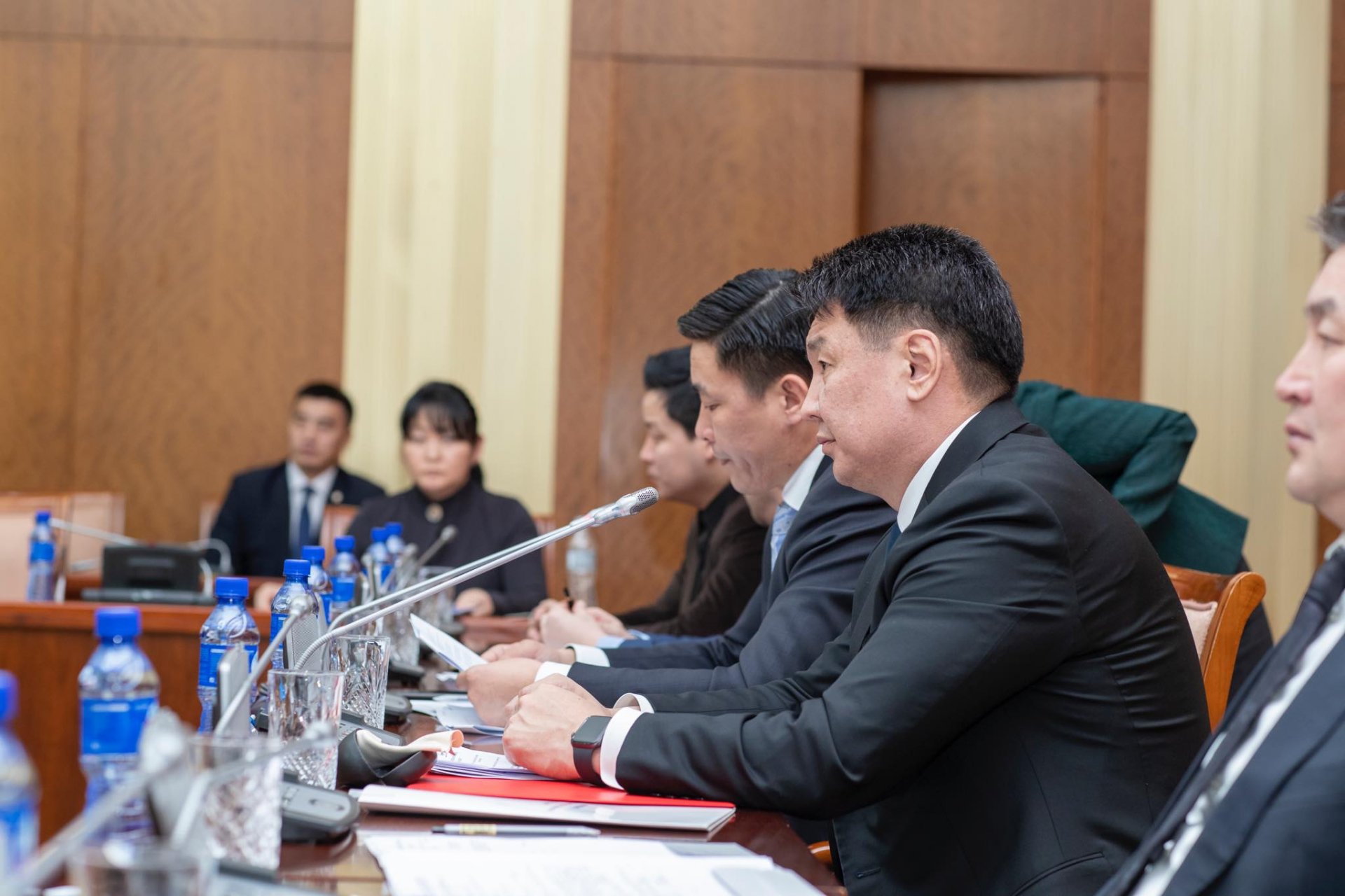 Ерөнхий сайд У.Хүрэлсүх: Олон түмнээ соён гэгээрүүлэх ажлыг зохион байгуулъя