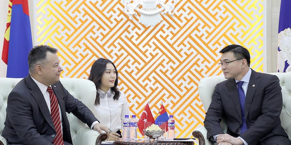 Бүгд найрамдах Турк улсын элчин сайдыг хүлээн авч уулзлаа