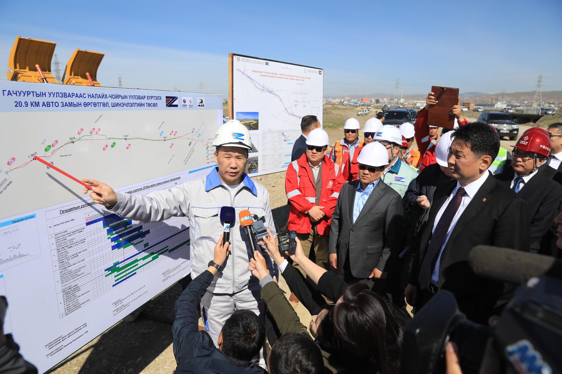 Налайх дүүрэгт тулгамдаж буй зарим асуудлыг шийдлээ 