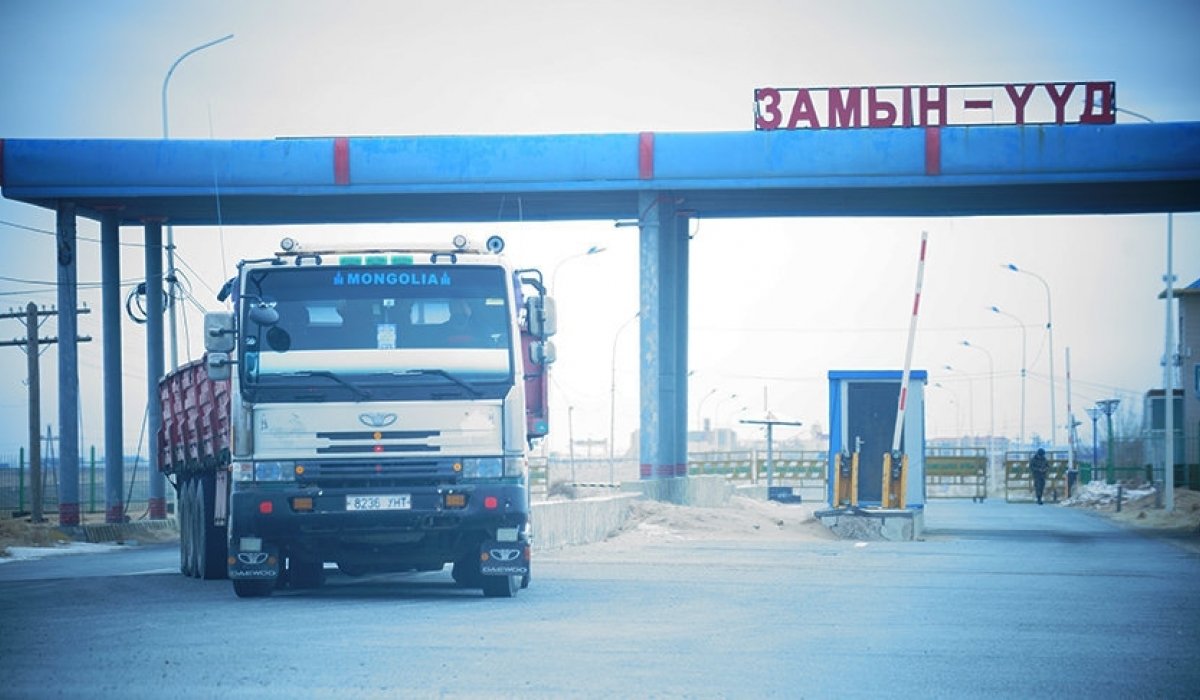 Энэ сарын 22-24-нд Монгол, Хятадын хилийн авто замын боомтууд түр хаана