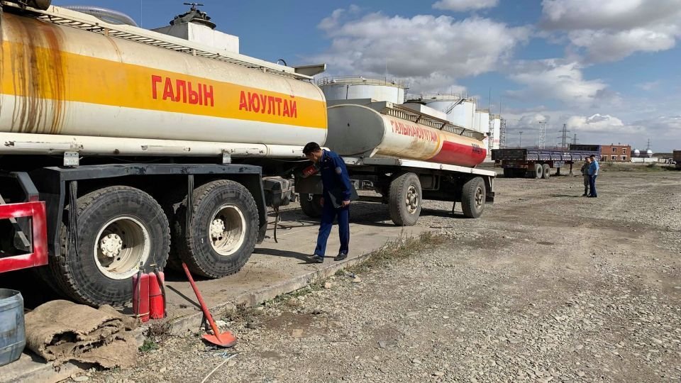 Газрын тосны бүтээгдэхүүн тээвэрлэдэг ААН-үүдээс зөрчил илэрчээ