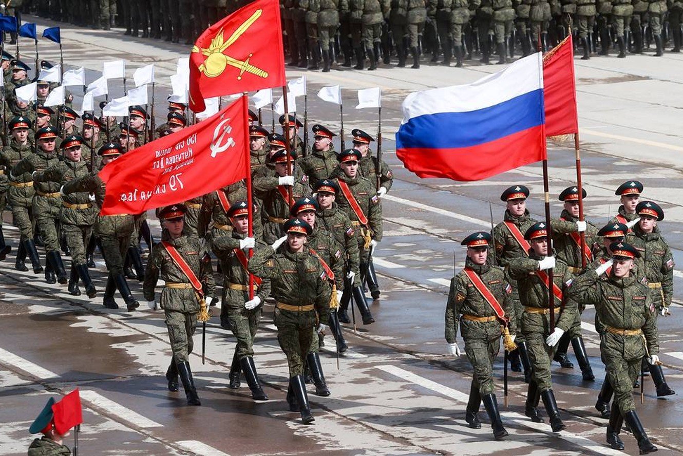 Ялалтын баярын парадад нэг ч цэргийн техник хэрэгсэл оролцохгүй гэж ОХУ-ын батлан хамгаалах яамнаас мэдэгдлээ 