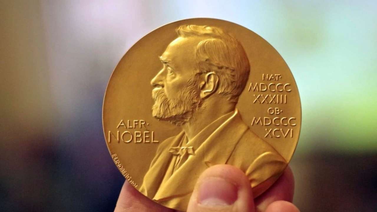 Нобелийн Энх тайвны шагналыг ОХУ, Беларусь, Украины хүний эрхийн төлөө тэмцэгчдэд олгожээ