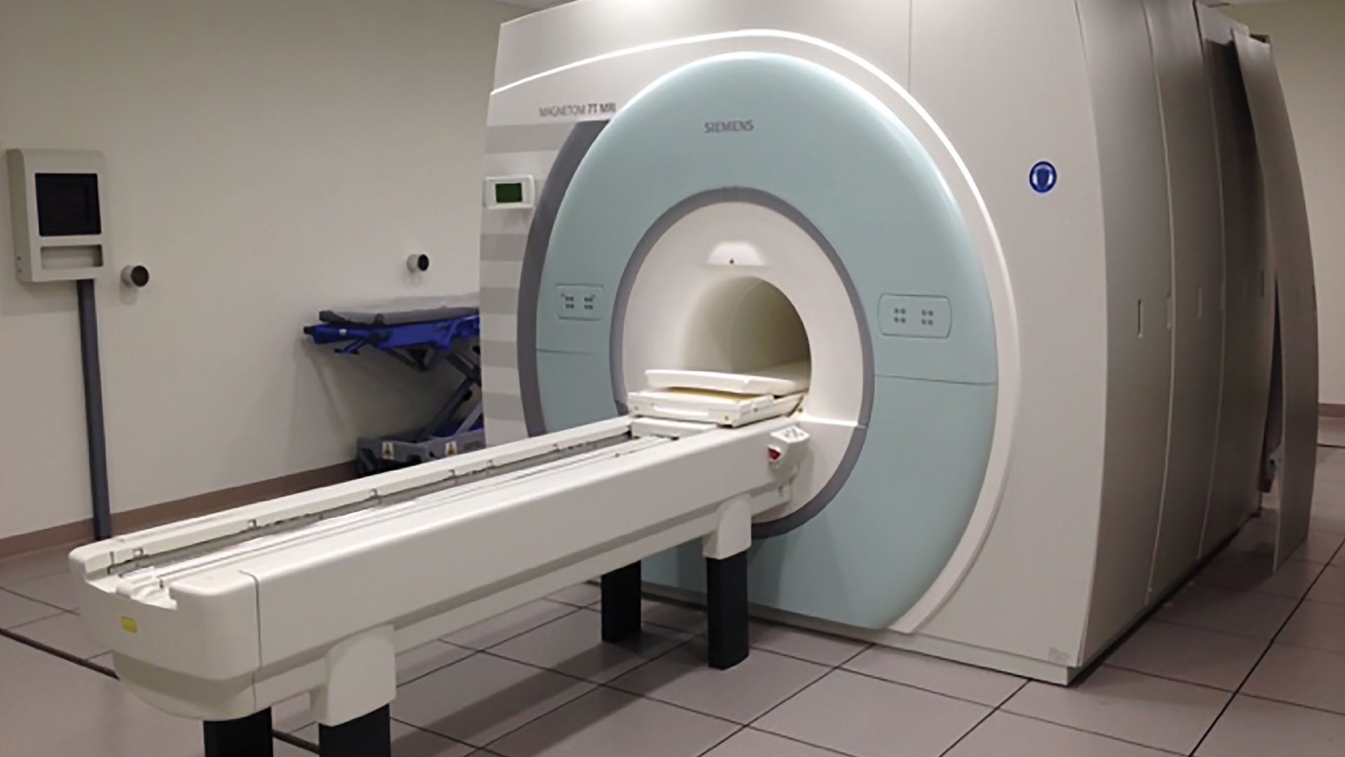 Дэлхийн хамгийн хүчирхэг MRI шинжилгээний төхөөрөмжийг хэрэглээнд нэвтрүүлжээ