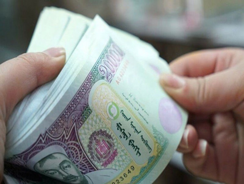 Иргэн: Төрийн албан хаагчдын цалин нэмэгдэхэд бараа бүтээгдэхүүний үнэ өсдөг учраас хувийн хэвшлийнхэн цалингаа тодорхой хувиар нэмэх ёстой  
