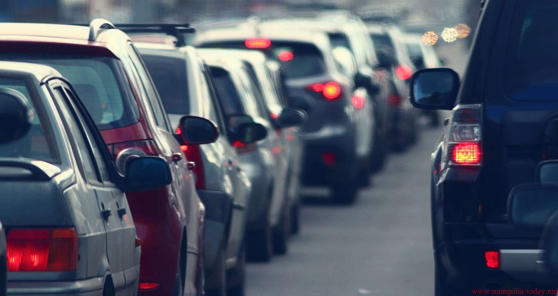 Өнгөрсөн амралтын өдрүүдэд зам тээврийн ослын шинжтэй 349 дуудлага мэдээлэл бүртгэгджээ