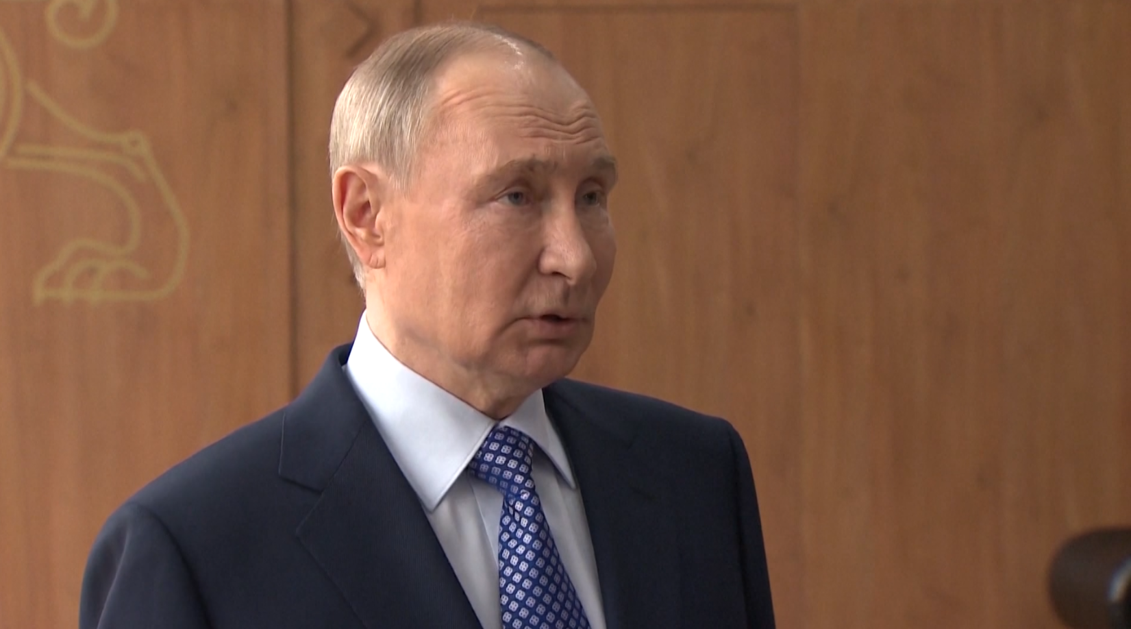 ОХУ-ын ерөнхийлөгч В.Путин Украинтай шууд энхийн хэлэлцээ хийхэд бэлэн гэж мэдэгдлээ