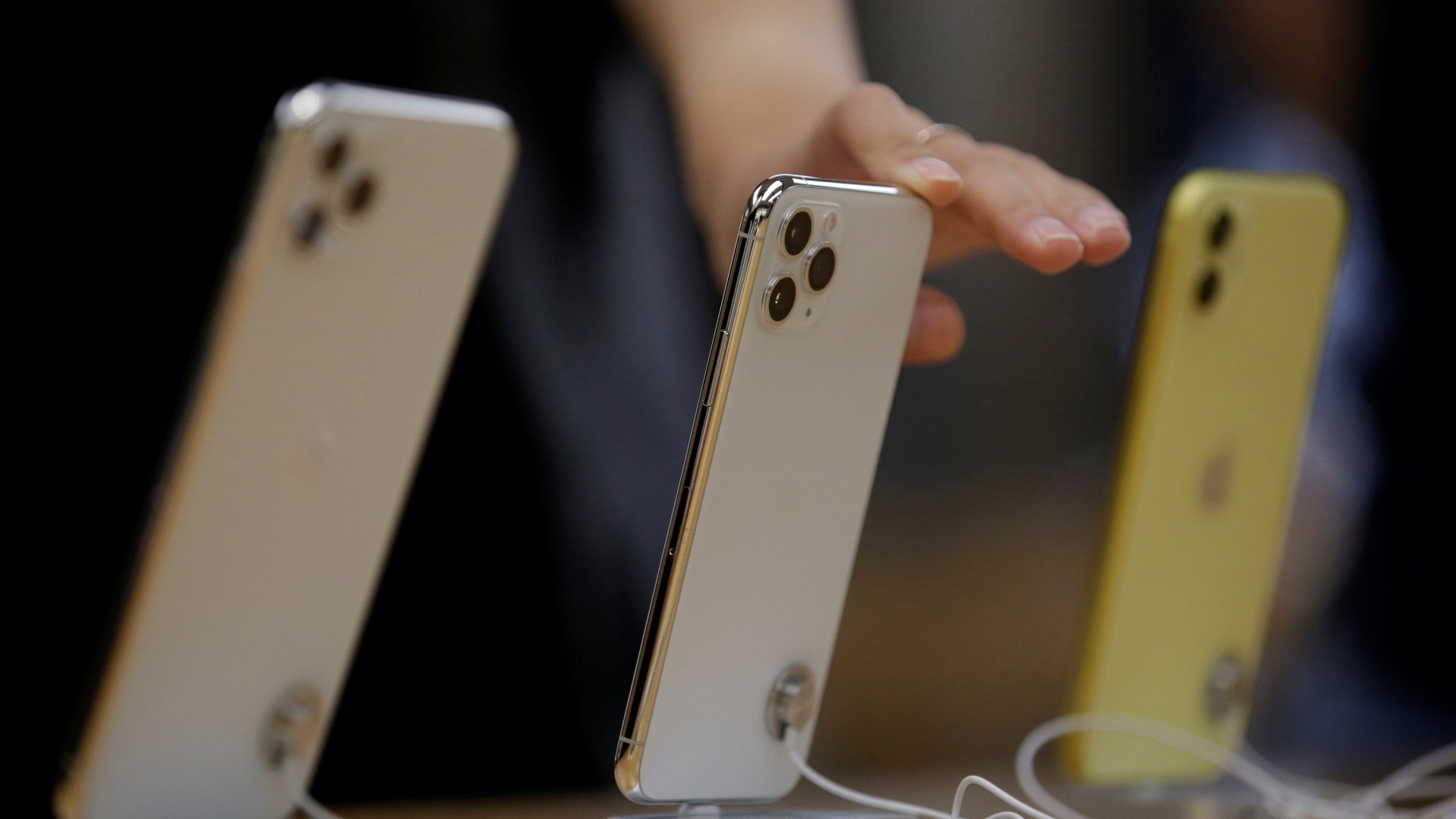 БНХАУ-д хэрэгжиж буй хорио цээрийн дэглэмийн улмаас Iphone компанийн шинэ бүтээгдэхүүний нийлүүлэлт тасалдана