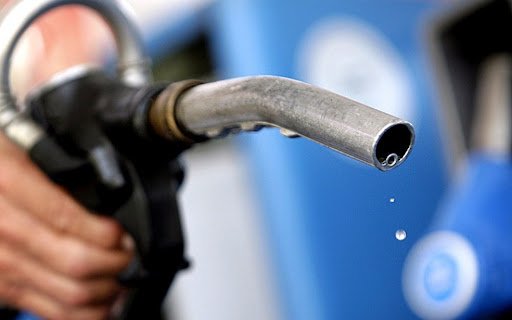 Дэлхийн зах зээлд газрын тосны үнийн бууралт үргэлжилбэл нэгдүгээр сараас хойш татан авах шатахууны үнэ буурна