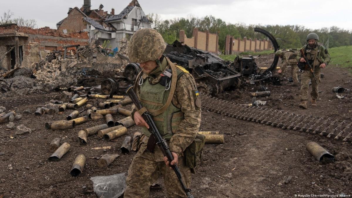 Ирэх оны эхээр ОХУ-ын зэвсэгт хүчин хуурай газрын томоохон довтолгоо хийхээр төлөвлөж байгаа гэв
