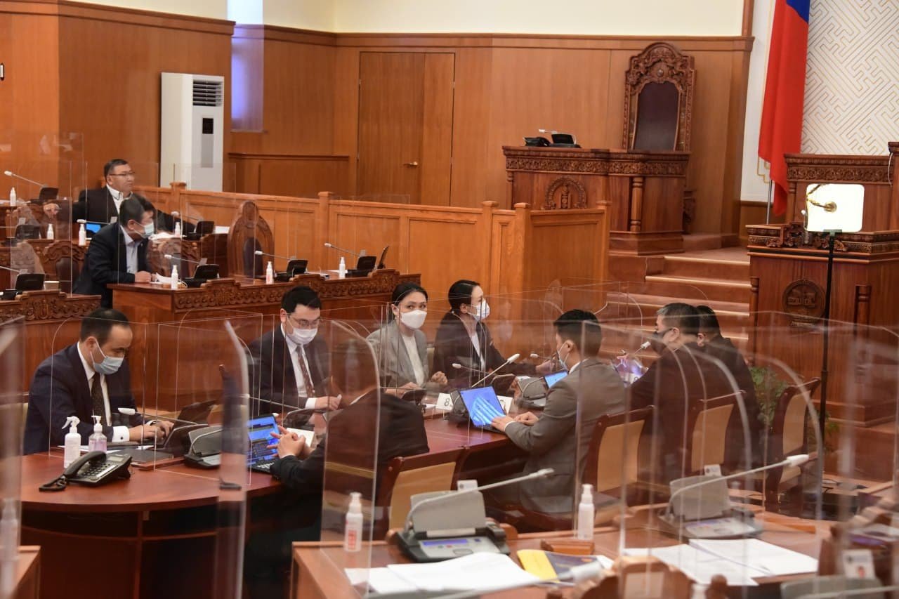 Төсвийн тодотголоор хөрөнгө оруулалт, урсгал зардал, гадаад зээлийг хамарсан таналт явуулна