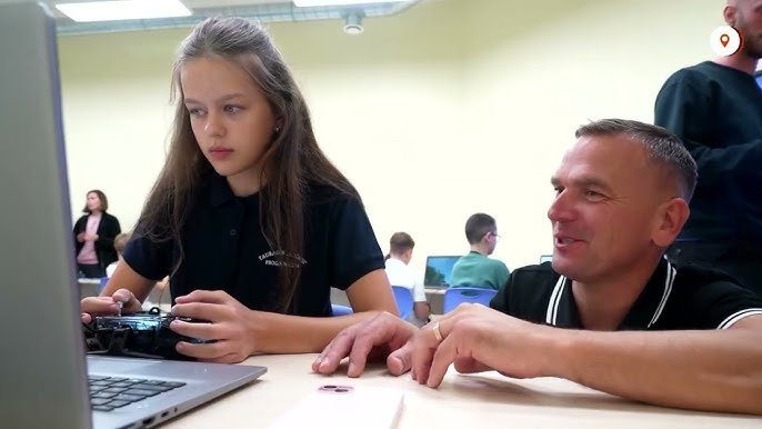 Литва, Эстони тэргүүтэй улс орнууд бага, дунд ангийн сургалтын хөтөлбөртөө дрон эзэмших хичээл багтаажээ 