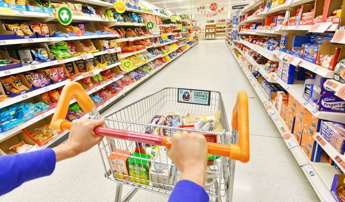 Худалдаа, үйлчилгээний зарим байгууллагын ажиллах цагийн хуваарьт өөрчлөлт оруулжээ