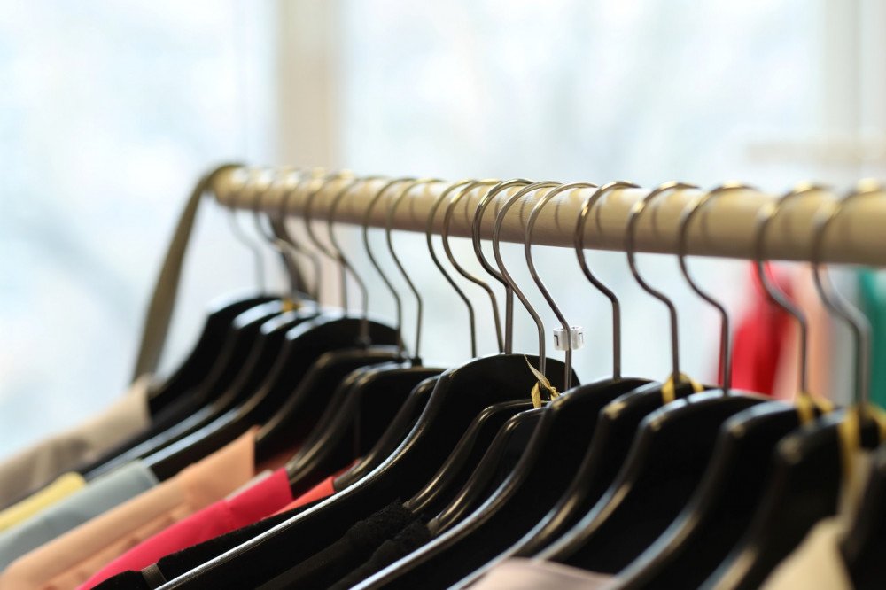 Д.Бат-Эрдэнэ: Иргэд худалдан авсан барааныхаа анхны шинж тэмдгийг алдагдуулаагүй бол буцаах эрхтэй