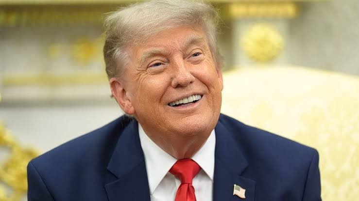 Д.Трамп крипто төслүүдээс 1 тэрбум ам.долларын үлэмж хэмжээний ашиг олсон бол дэмжигчид нь томоохон хохирол амсжээ