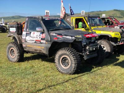 EXTREME 4x4 OFF-ROAD VEHICLES