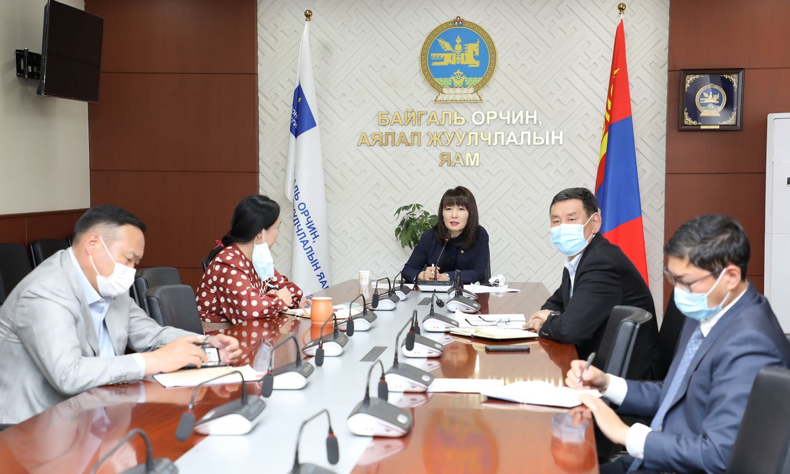 БАЙГАЛЬ ОРЧИН, АЯЛАЛ ЖУУЛЧЛАЛЫН САЙД Н.УРТНАСАН: ТӨСЛИЙН САНХҮҮЖИЛТЭЭР ХЭРЭГЖИХ АЖЛУУД НЬ ТУХАЙН БҮСИЙН ИРГЭДИЙН ӨДӨР ТУТМЫН АХУЙ, АМЬДРАЛД БОДИТООР НӨЛӨӨЛӨХ ЗҮЙЛ БАЙХ ХЭРЭГТЭЙ