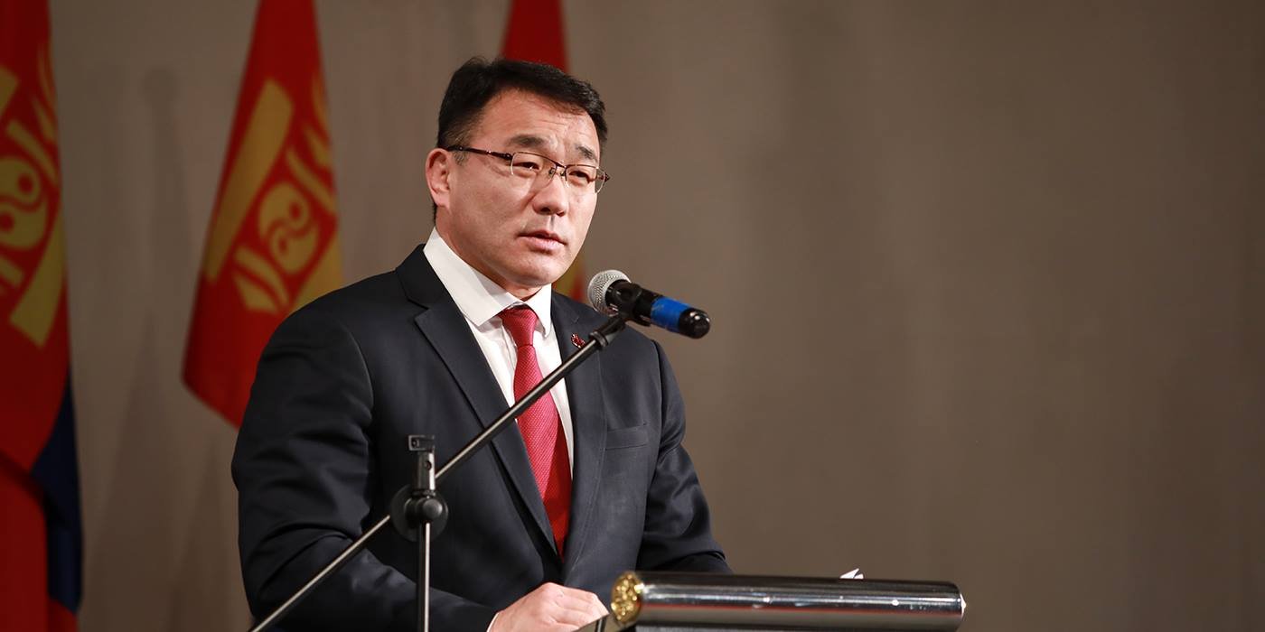 Д.Сумъяабазар: Нийслэлийн төрийн албан хаагчдын цалин, урамшууллыг нэмэгдүүлэхээр төлөвлөж байгаа