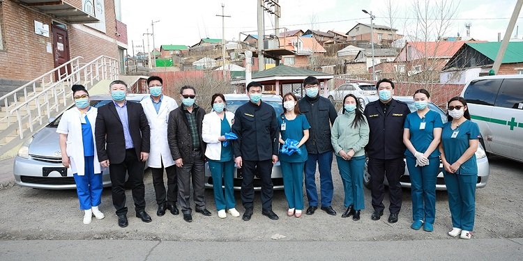 Өрхийн эрүүл мэндийн төвүүдэд шаардлагатай тоног төхөөрөмжийг гардуулж өглөө