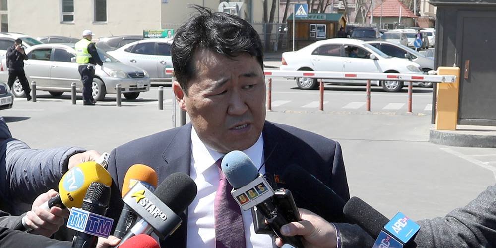 Хотын даргын ОРЛОГЧ эрүүгийн хэрэгт ХОЛБОГДОЖ байжээ