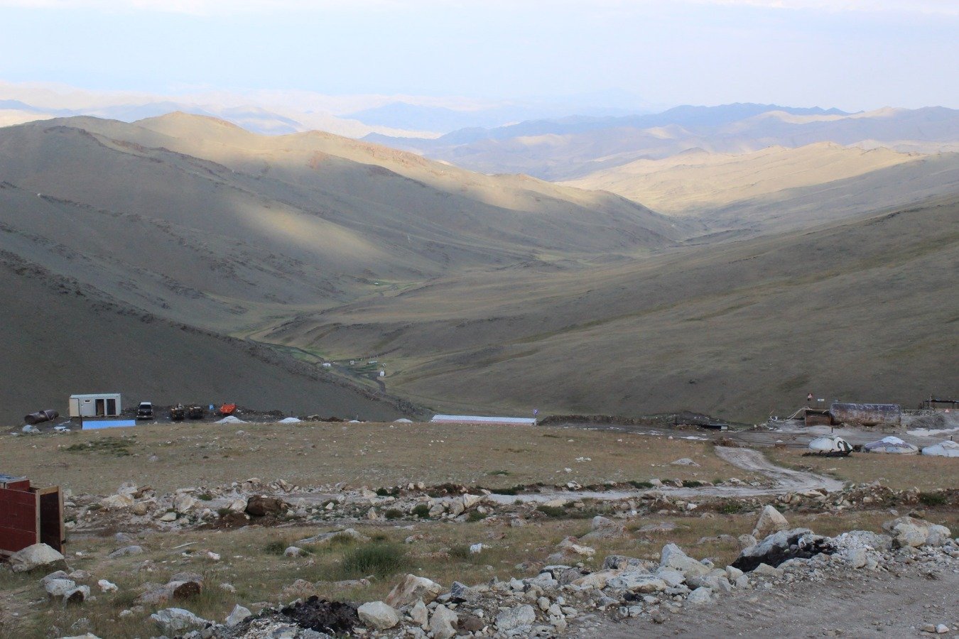 “ТАЛСТ МОЛОР” КОМПАНИЙН ГЯНТБОЛДЫН ДАЛД УУРХАЙН ҮЙЛ АЖИЛЛАГААГ ТҮР ХУГАЦААГААР ЗОГСООВ