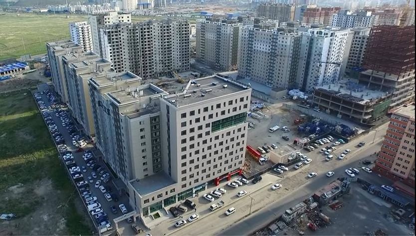 “Олимп” хотхоны 17 давхраас 29 настай эмэгтэй үсэрч, амиа алджээ