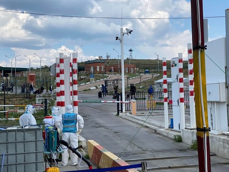 ОХУ-аас эх орондоо ирэх хүсэлт гаргасан иргэдийг Алтанбулаг боомтоор хүлээн авч эхэллээ