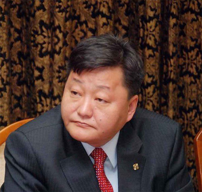 Элчин сайд Ё.Отгонбаярыг эгүүлэн татах зарлиг гаргалаа