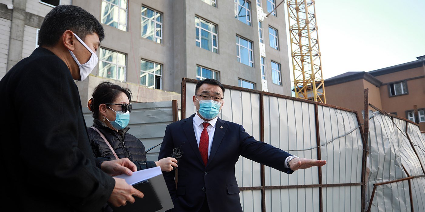 Д.Сумъяабазар: Нутгийн буян, Нэхмэлийн шар байрнуудын дунд барилга бариулахгүй