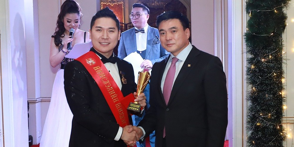 Нийслэлийн 2019 оны шилдэг залуусыг тодрууллаа