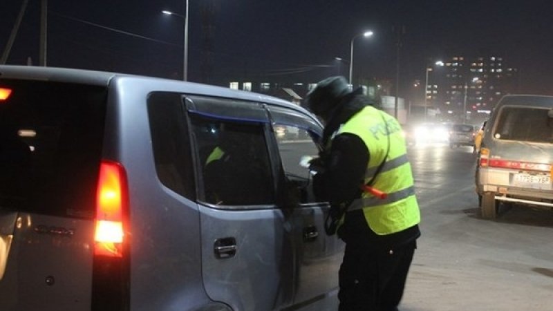 Амралтын өдрүүдэд жолооч 97 согтуугаар тээврийн хэрэгсэл барьжээ