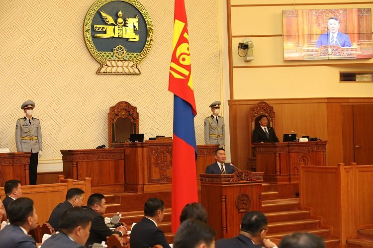 Монгол Улсын Ерөнхийлөгч Х.Баттулга УИХ-ын Анхдугаар чуулганы нэгдсэн хуралдааныг нээж үг хэллээ