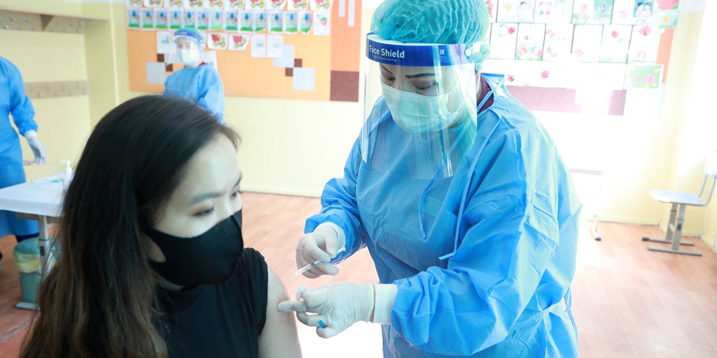 Маргаашаас 18-аас дээш насны иргэдийг дархлаажуулж эхэлнэ