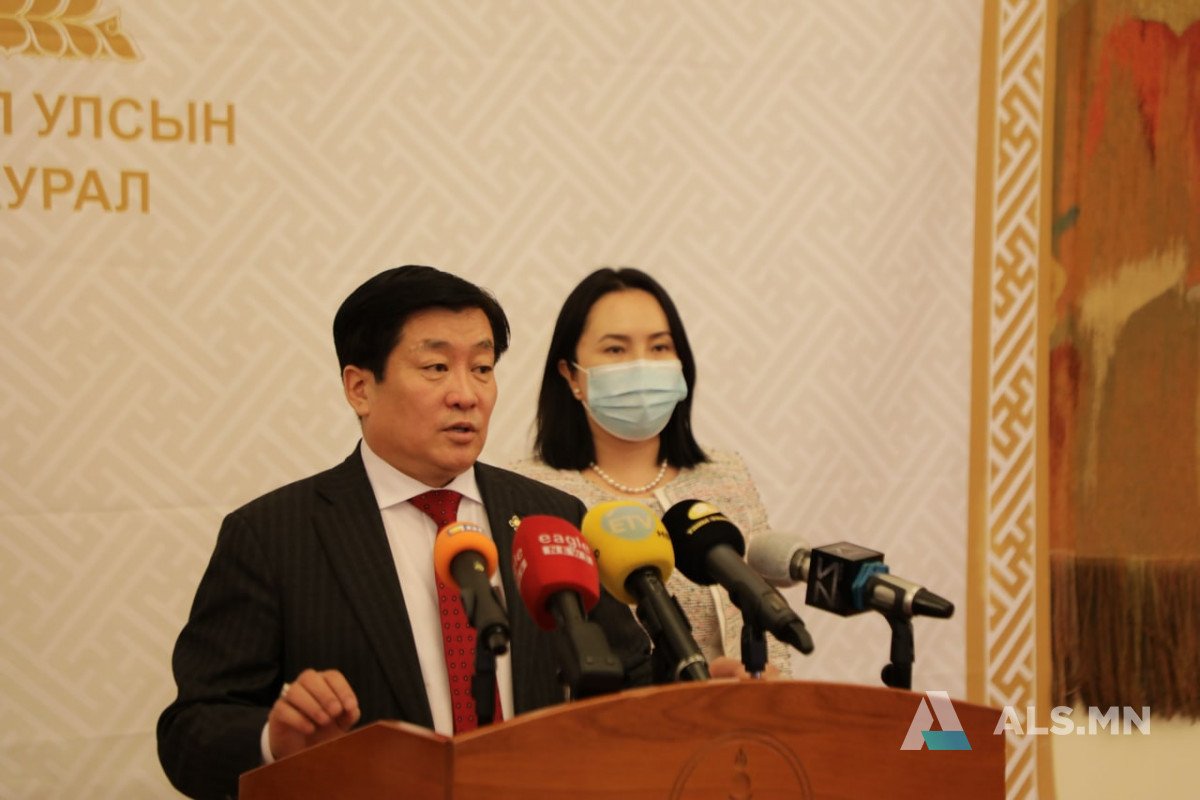 Өмгөөлөгч Н.Баасанцогт нарыг АТГ, ҮАБЗ-ийн зарим ажилтан хойд хилээр валют оруулж ирсэн асуудлыг ТЕГ-аас шалгаж эхэлжээ