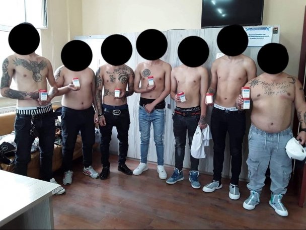 Мансууруулах бодис хэрэглэсэн бүлэг этгээдийг баривчилжээ