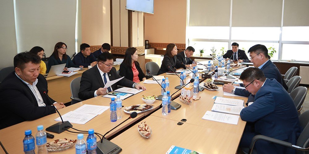 “Улаанбаатар хотын гэр хорооллыг хөгжүүлэх хөрөнгө оруулалтыг дэмжих хөтөлбөр”-ийн төслийн удирдах хороо хуралдав