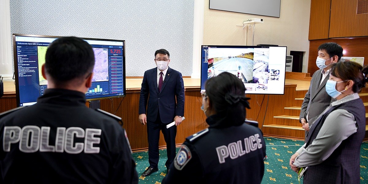 Хотын дарга гэр бүлийн хүчирхийллээс урьдчилан сэргийлж ажиллахыг үүрэг болголоо