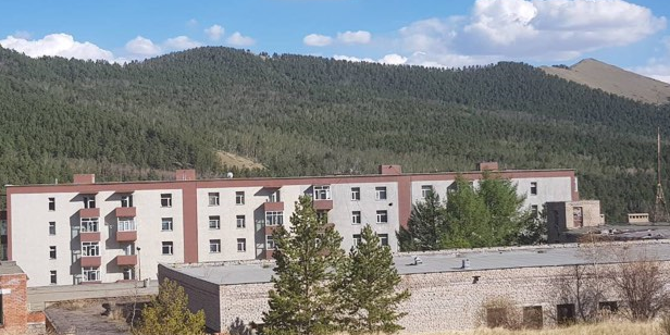 “Найрамдал” зусланд хууль бусаар газар эзэмшиж байгаа зарим аж ахуйн нэгжийн газрын зөвшөөрлийн эрхийг цуцаллаа