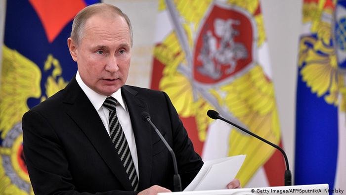 ОХУ-ын ерөнхийлөгч Владимир Путин коронавирусийн тахлын эсрэг авах арга хэмжээнүүдээ танилцуулжээ