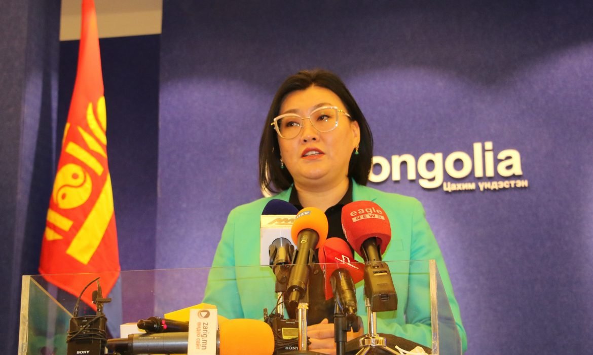 А.Ариунзаяа: Хөгжлийн бэрхшээлтэй хүний үнэмлэх авах, сунгуулах үйлчилгээ цахимжиж, “e-Mongolia”-д нэвтэрлээ