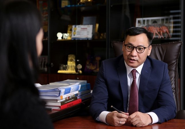 Б.Ганхуяг: Өндөр үр ашигтай ордуудын үнэ цэнийг зохиомлоор унагадаг явдлыг цэгцэлж, эсрэгээрээ өөрсдөө авч, үнэлэмжээ өсгөдөг болно