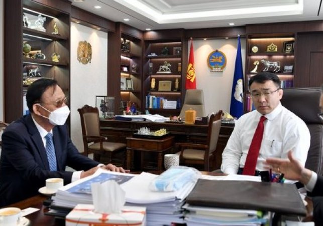 Хотын дарга Д.Сумъяабазар БНСУ-аас Монгол Улсад суугаа Соёлын элчийг хүлээн авч уулзлаа